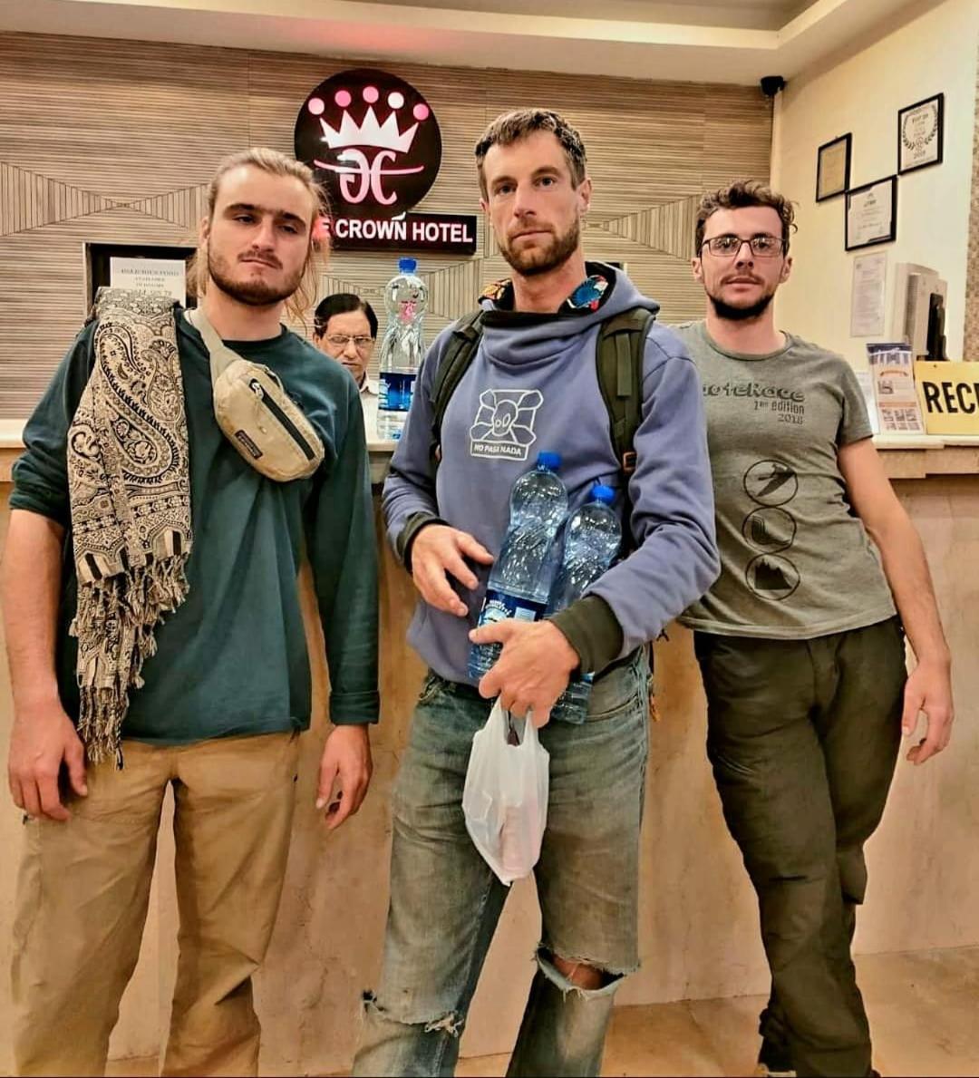 Grace Crown Hotel イスラマバード エクステリア 写真